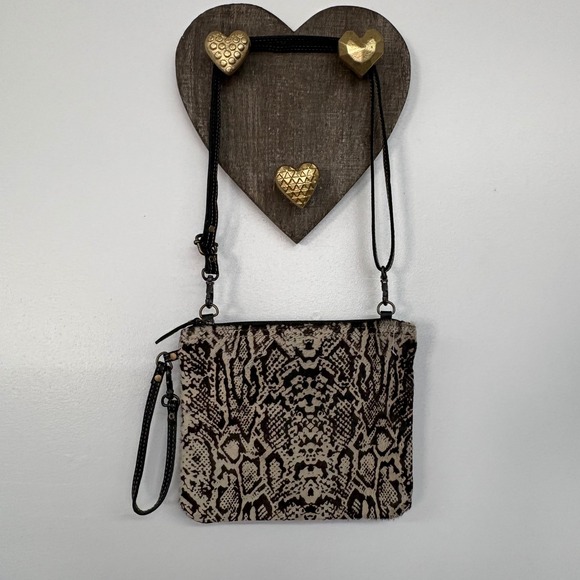 Myra Bag Handbags - Myra Bag Cowhide Snakeskin Print Leather Crossbody Wristlet Clutch Black Cream